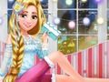 لعبة ﺔﻌﺘﻤﻤﻟﺍ ﺕﺍﻮﺧﻷ﻿ﺍ ﺔﻠﻴﻟ  على الانترنت