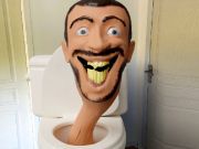 لعبة ﻱﺪﻴﺒﻴﻜﺳ ﺽﺎﺣﺮﻣ ﺭﺎﺸﻨﻣ  على الانترنت