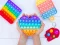لعبة Pop It Fidget Toy على الانترنت