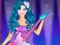لعبة Barbie Glam Popstar على الانترنت
