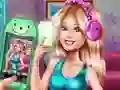 لعبة Ellie Fab Selfie على الانترنت
