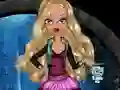 لعبة Monster High Doll على الانترنت