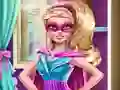 لعبة Superhero Doll Closet على الانترنت