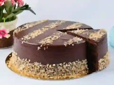 لعبة Ferrero Rocher Cake Jigsaw على الانترنت