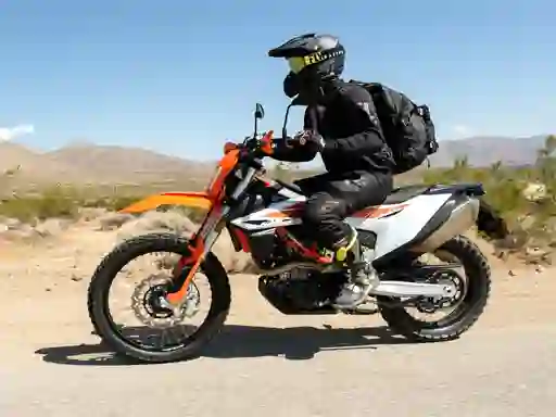 لعبة KTM 690 Enduro R على الانترنت