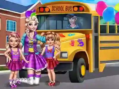 لعبة School Girls Summer Camp! على الانترنت