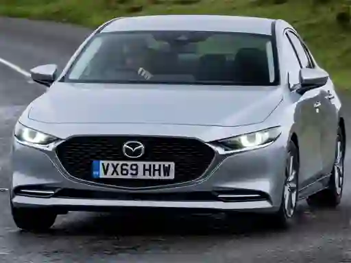 لعبة Mazda 3 Sedan على الانترنت