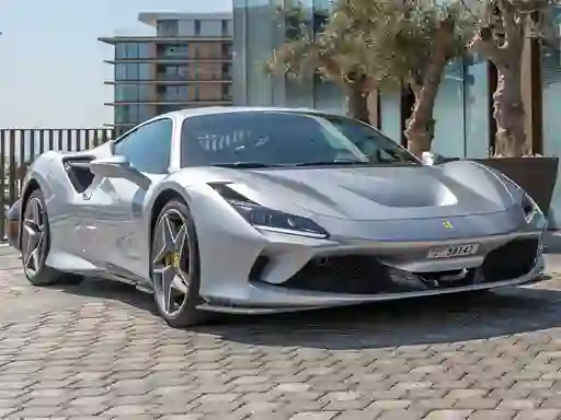 لعبة Ferrari F8 Tributo Puzzle على الانترنت