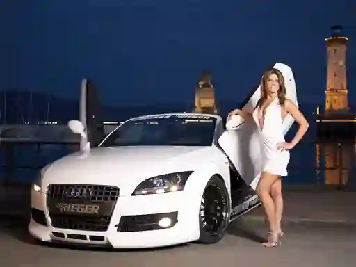 لعبة Miss Tuning Show Girls على الانترنت