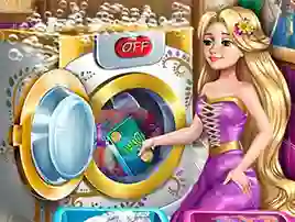لعبة Goldie Princess Laundry Day على الانترنت