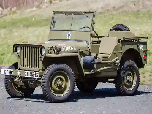 لعبة Military Cars Puzzle على الانترنت