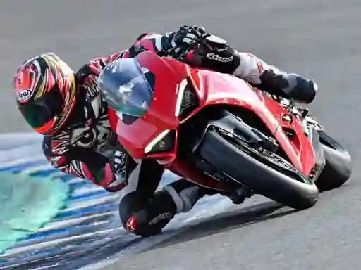 لعبة 2020 Ducati Panigale على الانترنت