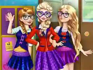 لعبة Princess College Fashion على الانترنت