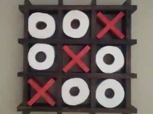 لعبة Tic Tac Toe Free على الانترنت