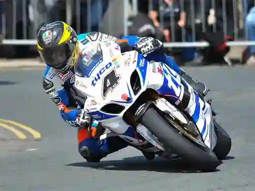 لعبة Racing Motorbike على الانترنت