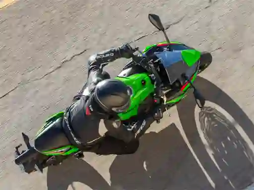 لعبة Kawasaki Ninja 650 على الانترنت