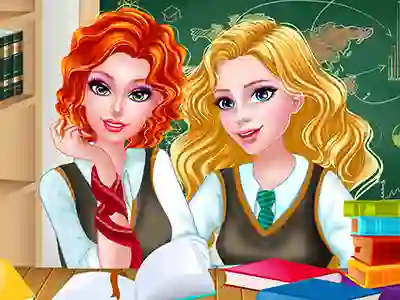 لعبة Princesses at Royal College على الانترنت