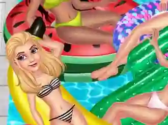 لعبة Princess Pool Party Floats على الانترنت