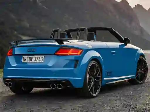 لعبة Audi TTS Roadster Slide على الانترنت